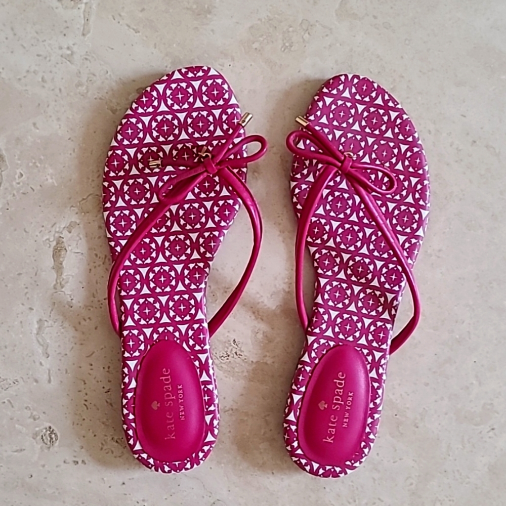 NWOT Kate Spade flip flops Size 9.5